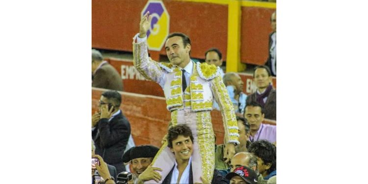 Roca Rey, estandarte en los 80 años de historia de la Feria de los Milagros de Lima